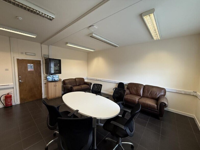 Road One, Winsford en alquiler - Foto del edificio - Imagen 3 de 12