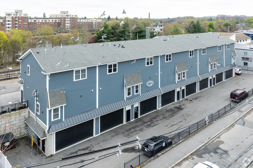 42 Felton St, Waltham, MA en venta - Foto del edificio - Imagen 1 de 20