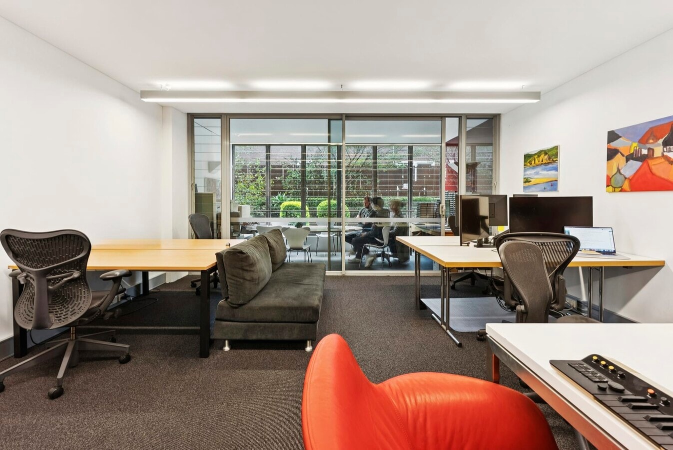 24-30 Springfield Ave, Potts Point, NSW 2011 - Unidad 3 - - Foto del interior - Image 2 of 5