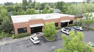 7910 SW Pfaffle St, Tigard, OR en alquiler Foto del edificio- Imagen 2 de 8