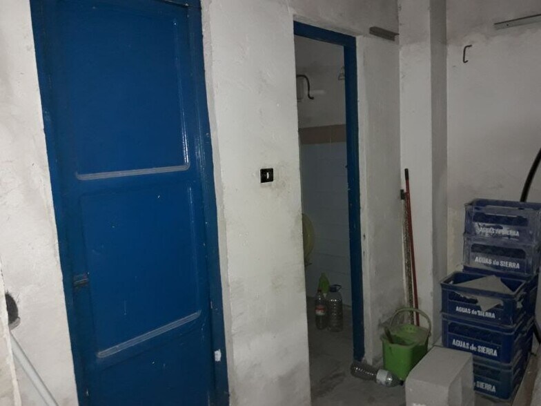 Local en Aspe en venta - Foto del edificio - Imagen 3 de 5