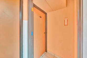 6358-6360 Van Nuys Blvd, Van Nuys, CA en alquiler Foto del edificio- Imagen 1 de 6