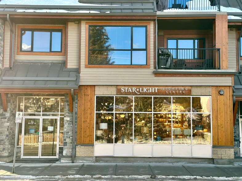 829 10 St, Canmore, AB en venta - Foto del edificio - Imagen 2 de 3