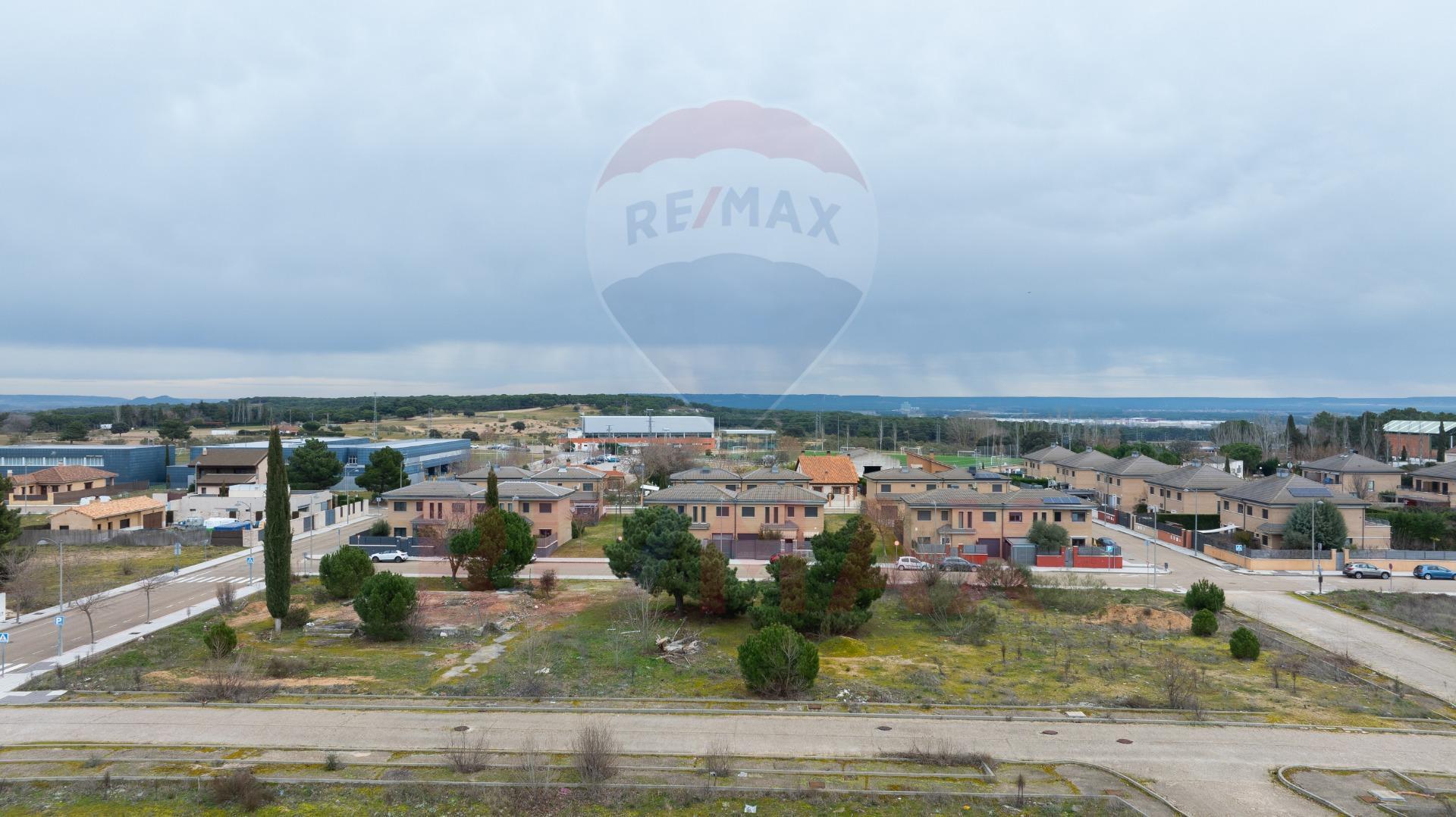 Calle Hoces del Duratón, Boecillo, Valladolid en venta Foto del edificio- Imagen 1 de 24