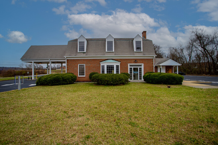 3651 Greensboro Rd, Ridgeway, VA en alquiler - Foto del edificio - Imagen 1 de 44