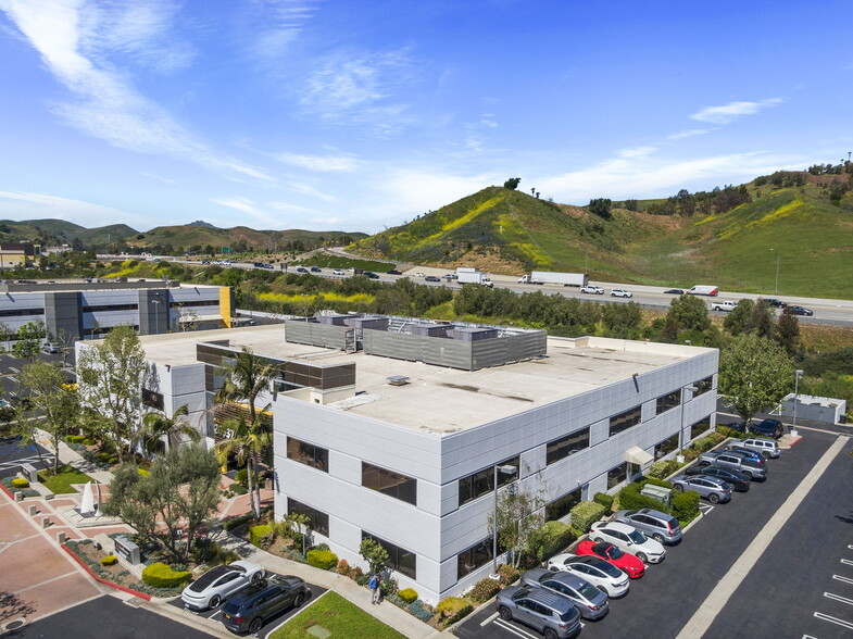 26635-26637 W Agoura Rd, Calabasas, CA en alquiler - Foto del edificio - Imagen 2 de 13