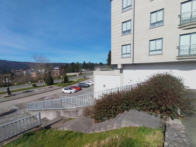 Rúa Progreso, A Cañiza, Pontevedra en venta - Foto del edificio - Imagen 2 de 16