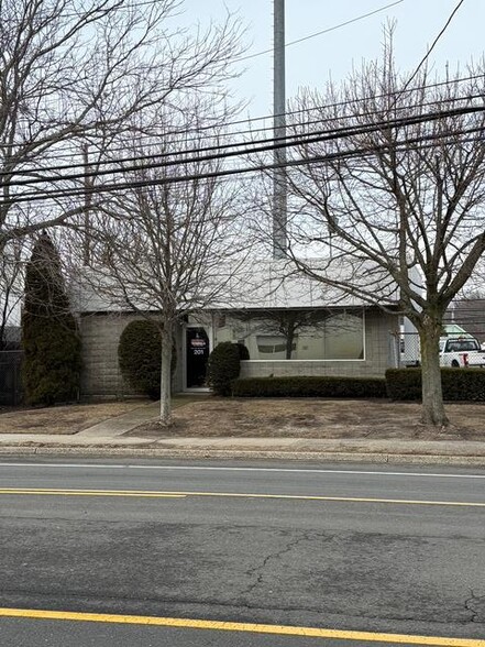 201 Union Blvd, West Islip, NY en venta - Foto del edificio - Imagen 1 de 9