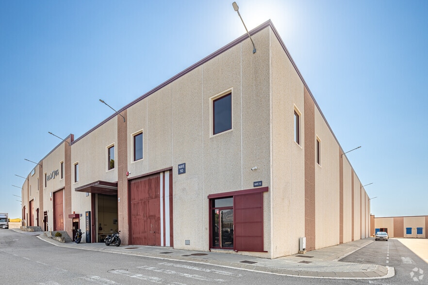 Carrer Progrés, 28, Abrera, Barcelona en alquiler - Foto del edificio - Imagen 3 de 4