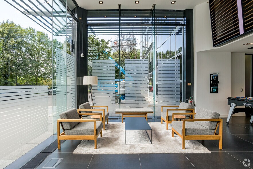 1000 Great West Rd, Brentford en alquiler - Vestíbulo - Imagen 3 de 14