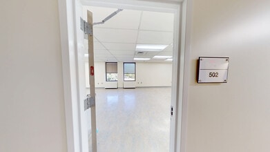 7777 Leesburg Pike, Falls Church, VA en alquiler Foto del interior- Imagen 1 de 5