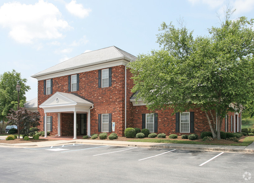 804 Randolph St, Thomasville, NC en alquiler - Foto del edificio - Imagen 2 de 5