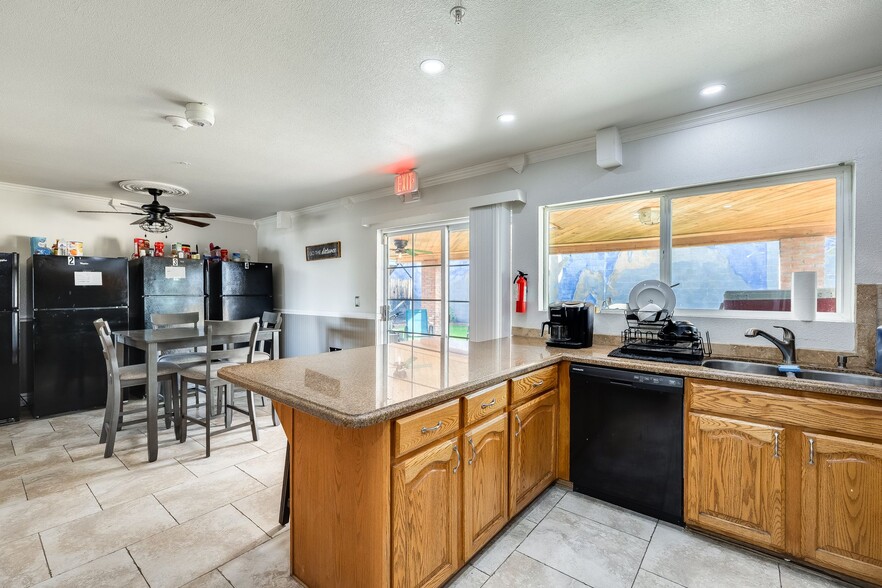 2239 W Danbury Rd, Phoenix, AZ en venta - Foto del edificio - Imagen 3 de 20