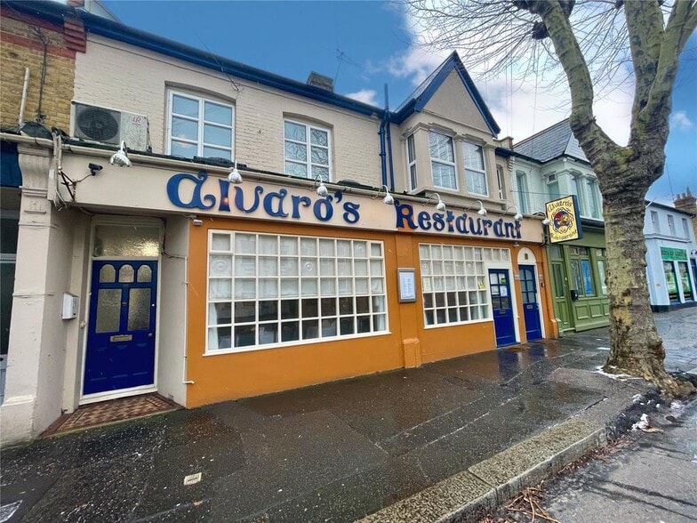 32-34 St. Helens Rd, Westcliff On Sea en venta - Foto del edificio - Imagen 1 de 16