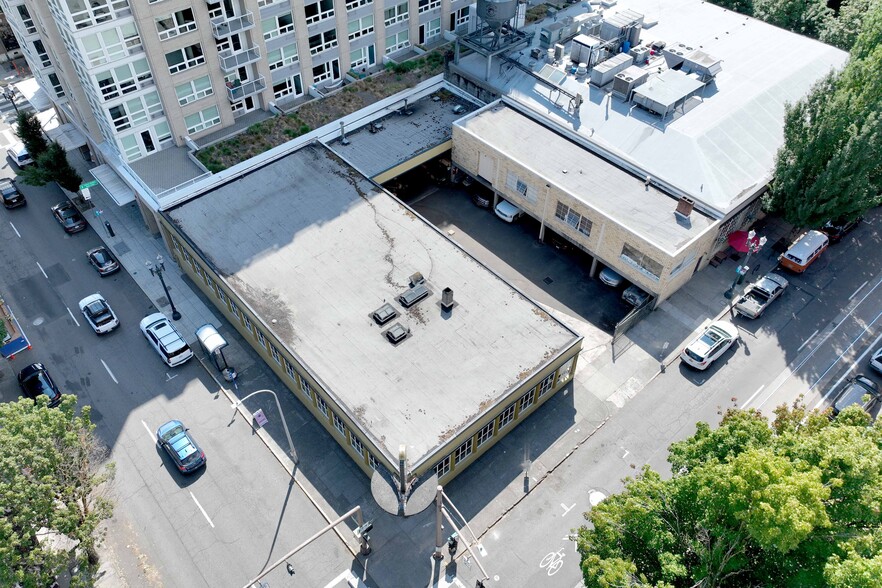 1040 NW Everett St, Portland, OR en alquiler - Foto del edificio - Imagen 3 de 12