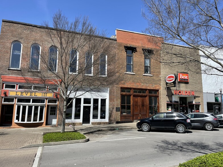 112 S Maple St, Murfreesboro, TN en alquiler - Foto del edificio - Imagen 1 de 34