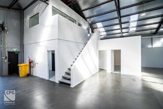 8 Chalmers Cres, Mascot en alquiler Foto del interior- Imagen 2 de 9