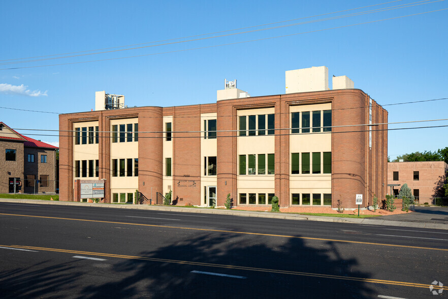 7050 S Highland Dr, Cottonwood Heights, UT en alquiler - Foto del edificio - Imagen 1 de 3