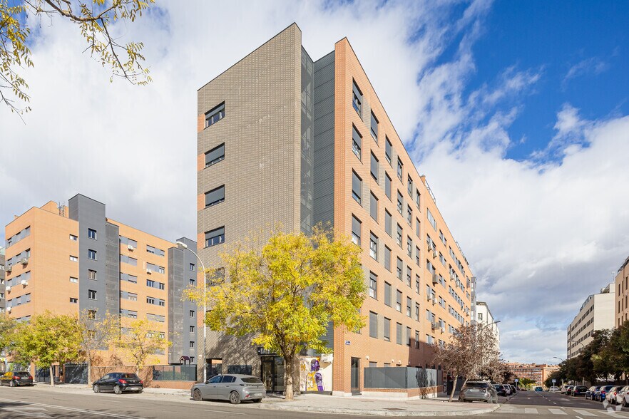 Calle Arroyo de la Bulera, 31, Madrid, Madrid en venta - Foto principal - Imagen 1 de 1