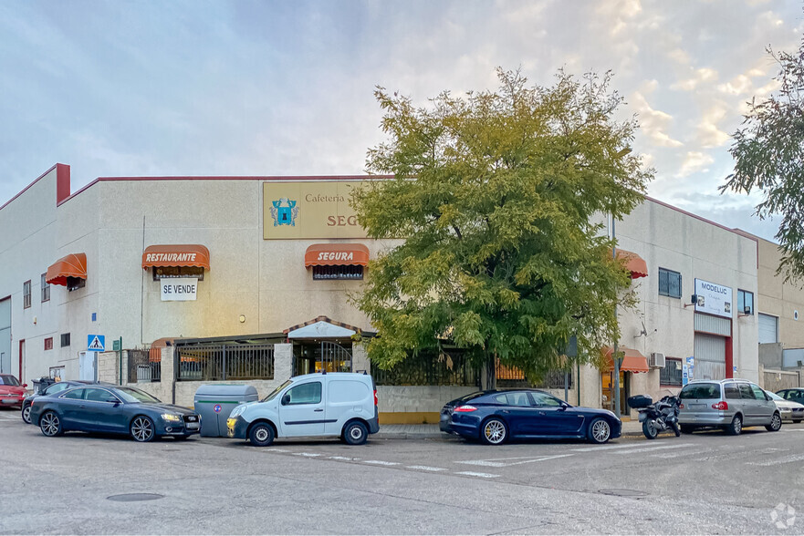 Calle Segura, 11, Mejorada del Campo, Madrid en venta - Foto del edificio - Imagen 2 de 2