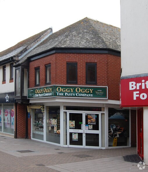 26-30 Chapel St, Exmouth en venta - Foto del edificio - Imagen 3 de 3