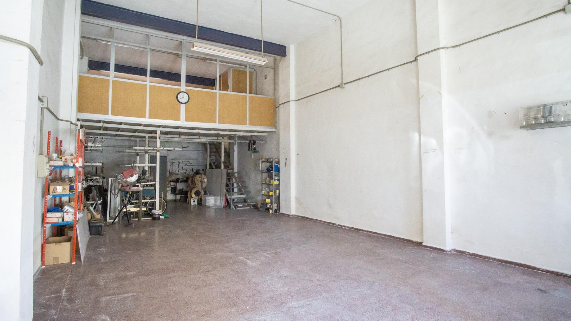 Local en Elda, Alicante en venta Foto del interior- Imagen 1 de 6