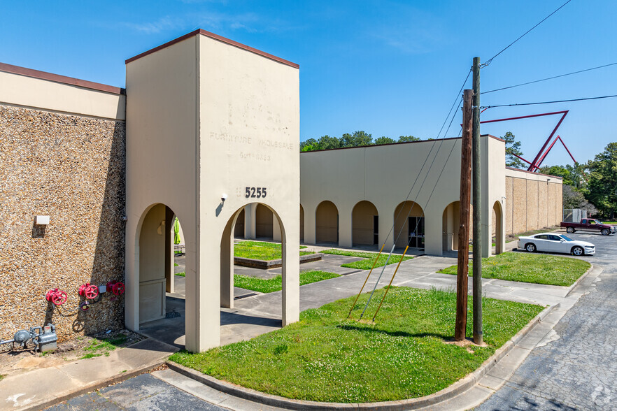 5255 Fulton Industrial Blvd SW, Atlanta, GA en venta - Foto del edificio - Imagen 2 de 6