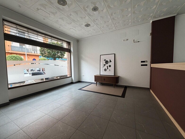 Local en Carcaixent, Valencia en alquiler - Foto del edificio - Imagen 3 de 27