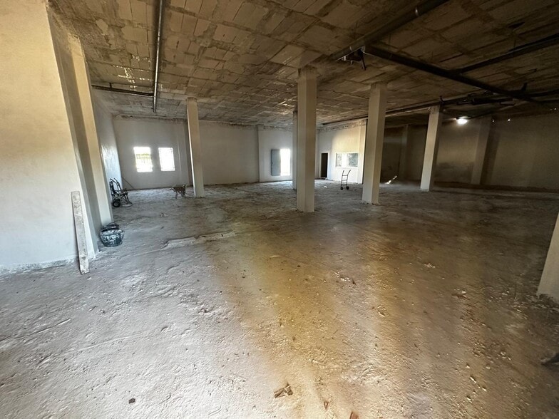 Local en Murcia en venta - Foto del edificio - Imagen 3 de 7