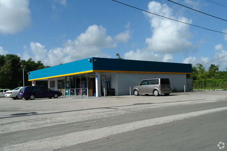 702 S Spring Garden Ave, Deland, FL en venta - Foto principal - Imagen 1 de 2