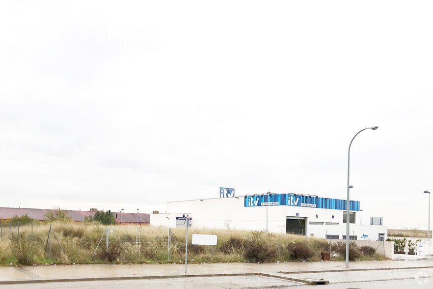 Avenida del Parque, 2, Madrid, Madrid en alquiler - Foto del edificio - Imagen 2 de 2