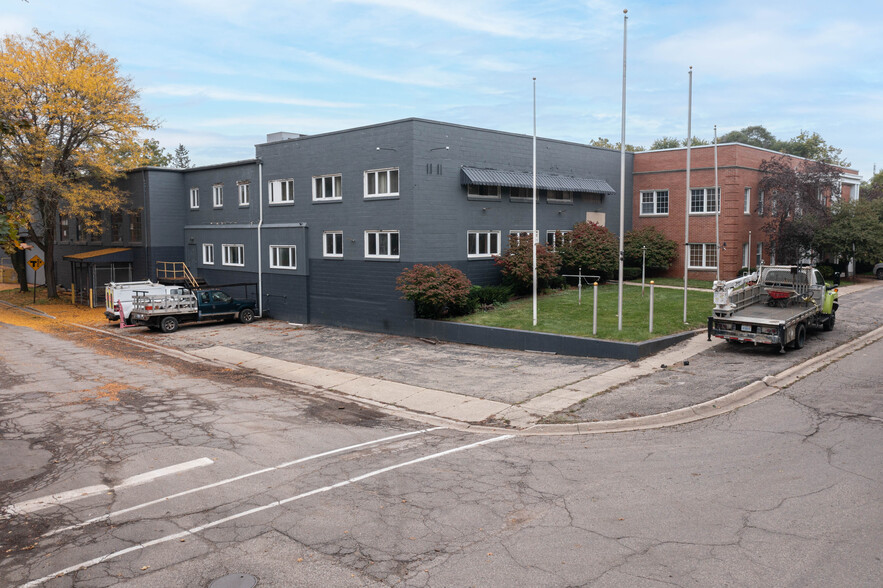 407 Hadley St, Holly, MI en venta - Foto del edificio - Imagen 3 de 11