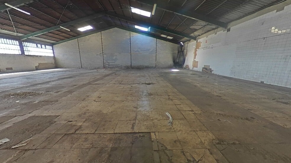 Nave en Gijón, Asturias en venta - Foto del interior - Imagen 3 de 21