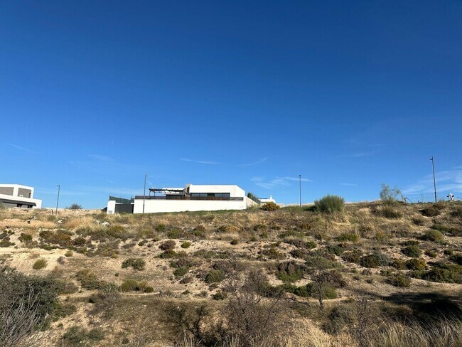Más detalles de Río, 68, La Zubia - Terreno en venta
