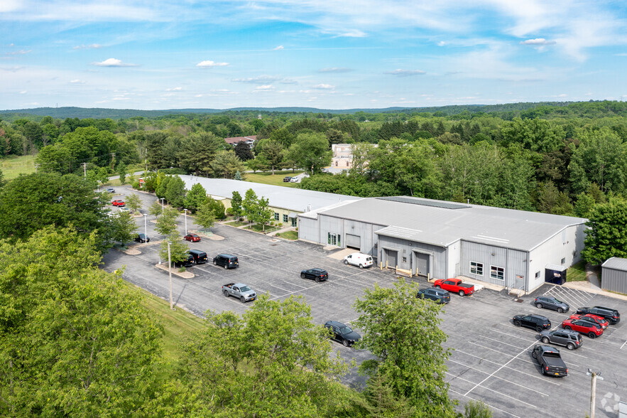 199 West Rd, Pleasant Valley, NY en alquiler - Foto del edificio - Imagen 2 de 7