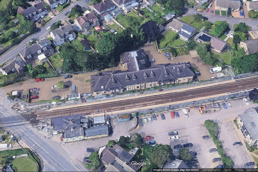 Station Rd, Great Shelford en venta - Vista aérea - Imagen 2 de 2