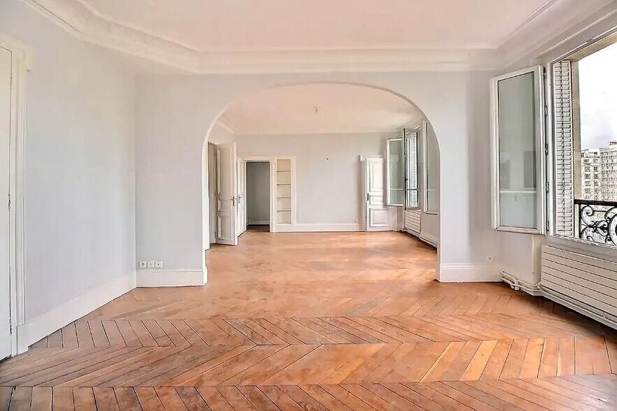 57 Avenue Charles De Gaulle, Neuilly-sur-Seine en venta - Foto del edificio - Imagen 3 de 6