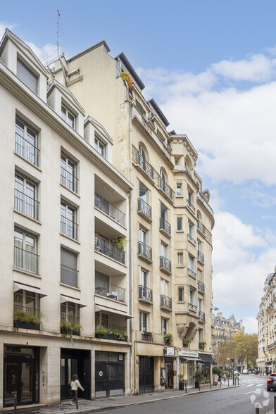 2 Rue D'Assas, Paris en alquiler - Foto del edificio - Imagen 3 de 4