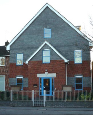 Más detalles de Macaulay Rd, Broadstone - Oficina en alquiler