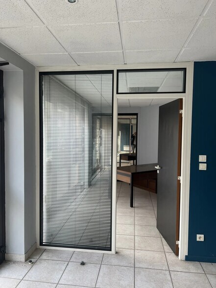 Rue Jules Ferry, Fontaines-sur-Saône en venta - Foto del interior - Imagen 2 de 3