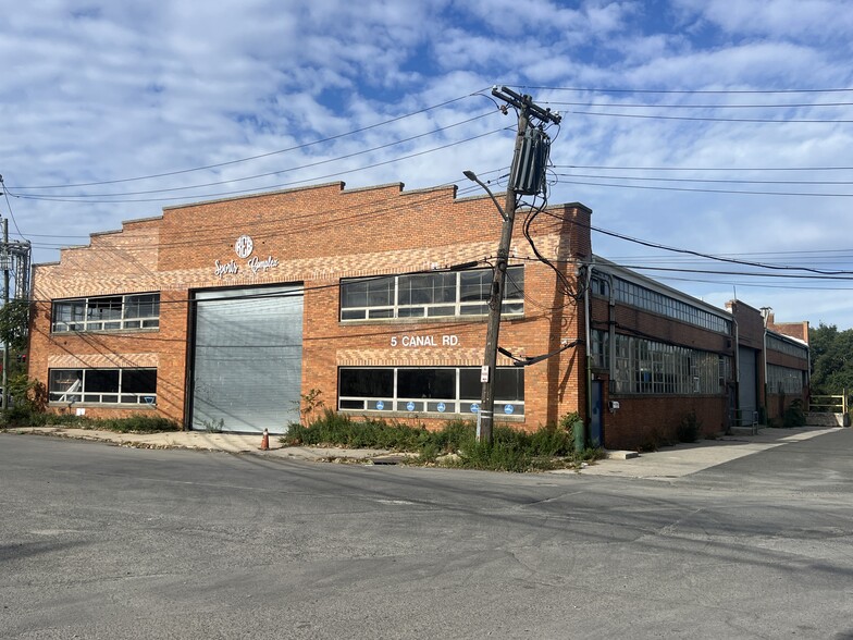 5 Canal Rd, Pelham, NY en alquiler - Foto del edificio - Imagen 1 de 10