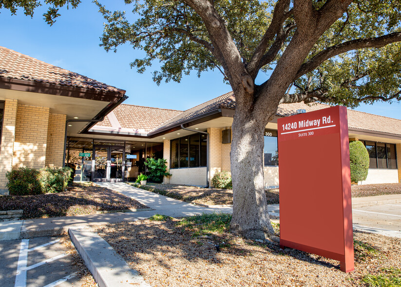 14240 Midway Rd, Farmers Branch, TX en alquiler - Foto del edificio - Imagen 1 de 8