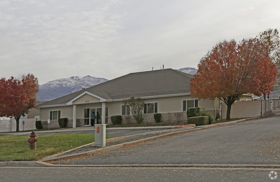 160 N Cutler Dr, North Salt Lake, UT en alquiler - Foto del edificio - Imagen 3 de 3