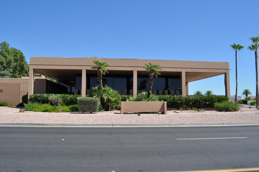 15405 N 99th Ave, Sun City, AZ en alquiler - Foto del edificio - Imagen 2 de 10