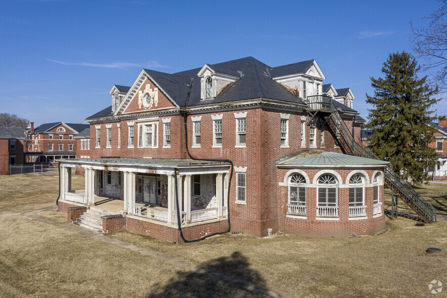 Warfield Ave, Sykesville, MD en venta - Foto del edificio - Imagen 1 de 8