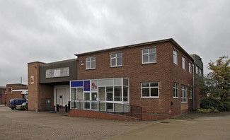 Más detalles de Wiggenhall Rd, Watford - Nave en alquiler