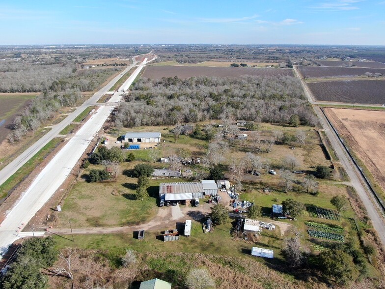 8915 Highway 36, Needville, TX en venta - Foto del edificio - Imagen 1 de 13