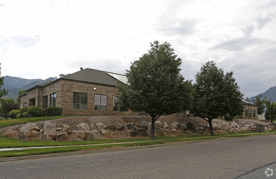 1483 E Ridgeline Dr, Ogden, UT en alquiler - Foto del edificio - Imagen 3 de 4