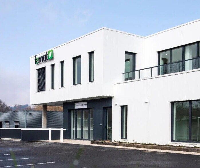 14 Chemin Des Hirondelles, Dardilly en alquiler - Foto del edificio - Imagen 2 de 9