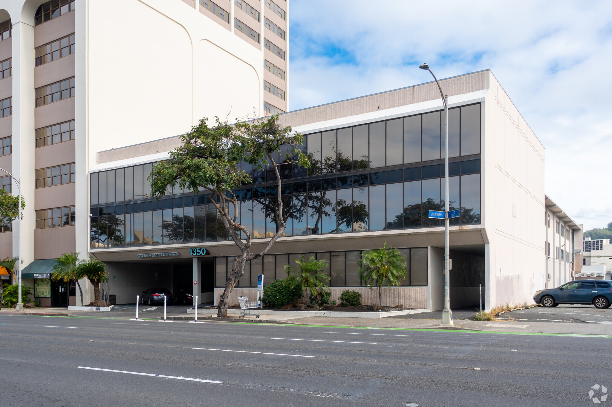 1350 S King St, Honolulu, HI en alquiler Foto del edificio- Imagen 1 de 8